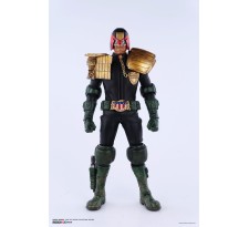 2000 AD Judge Dredd 1/6 scale Figure